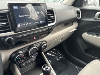 2025 Hyundai VENUE SEL