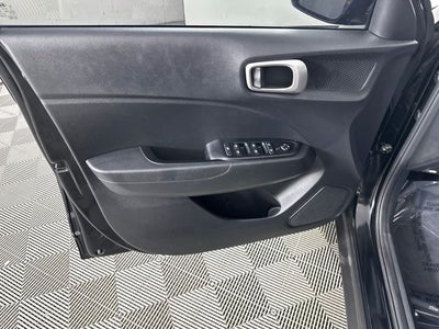 2022 Hyundai VENUE SEL