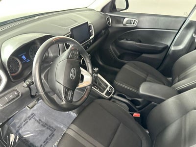 2022 Hyundai VENUE SEL