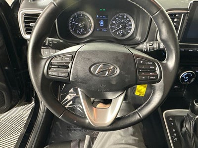 2022 Hyundai VENUE SEL