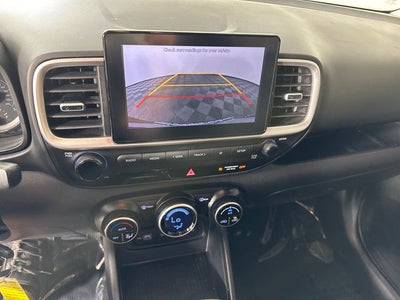 2022 Hyundai VENUE SEL