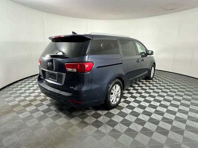 2015 Kia Sedona LX