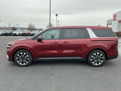 2023 Kia Carnival EX