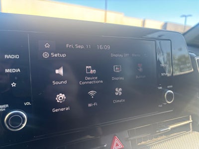 2023 Kia Sportage Hybrid LX