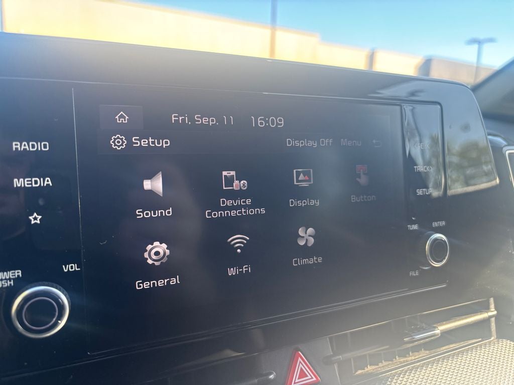 2023 Kia Sportage Hybrid LX