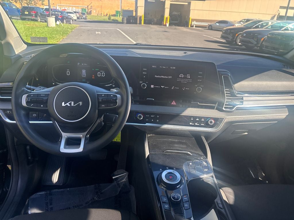 2023 Kia Sportage Hybrid LX