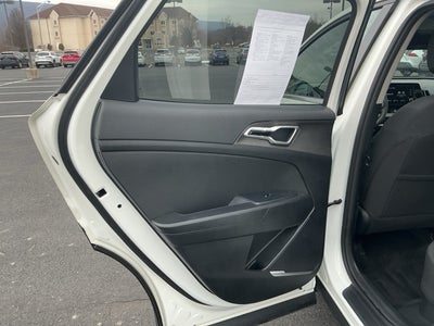 2023 Kia Sportage Hybrid LX