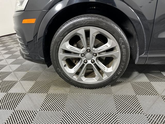 2016 Audi Q3 2.0T Prestige quattro