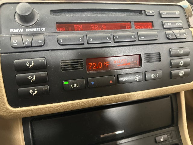 2003 BMW 3 Series 330xi