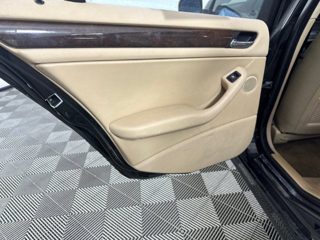 2003 BMW 3 Series 330xi