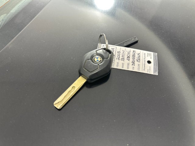 2003 BMW 3 Series 330xi