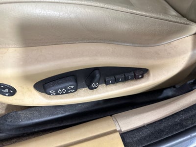 2003 BMW 3 Series 330xi