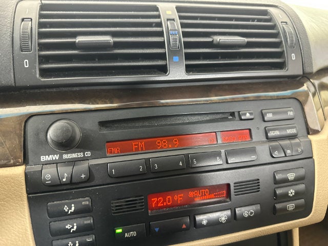 2003 BMW 3 Series 330xi