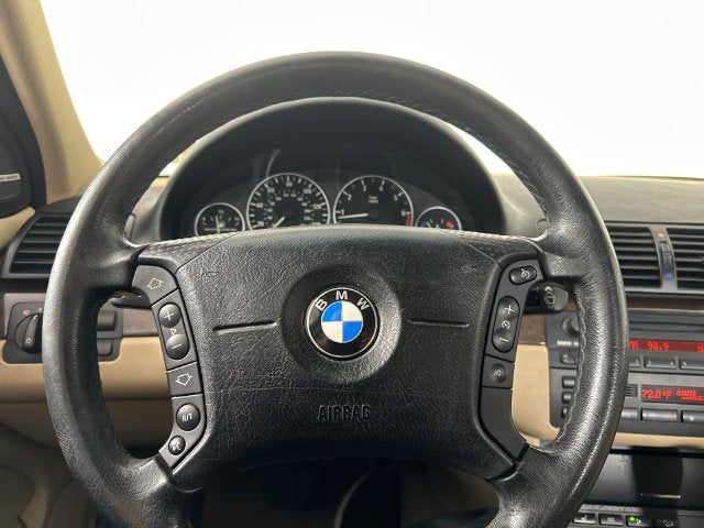 2003 BMW 3 Series 330xi