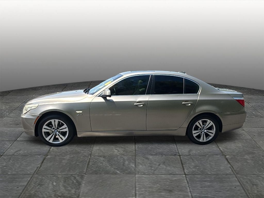 2010 BMW 5 Series 528i xDrive
