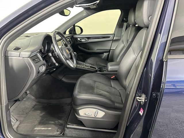 2018 Porsche Macan Base