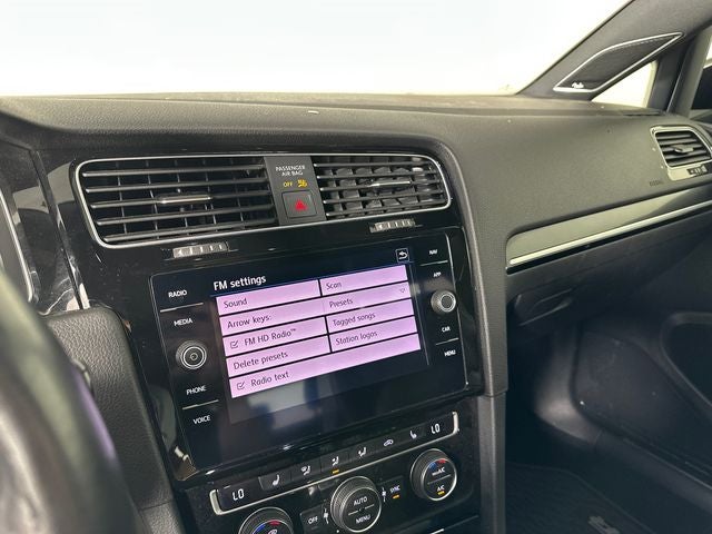 2019 Volkswagen Golf R DCC & Navigation 4Motion