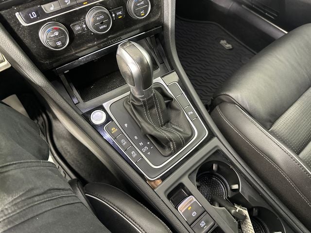 2019 Volkswagen Golf R DCC & Navigation 4Motion
