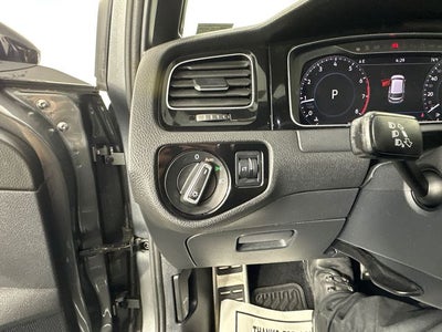 2019 Volkswagen Golf R DCC & Navigation 4Motion