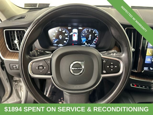 2021 Volvo XC60 T5 Momentum