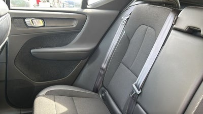 2020 Volvo XC40 Momentum
