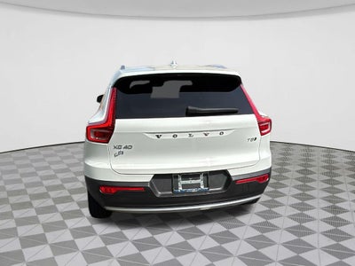 2020 Volvo XC40 Momentum