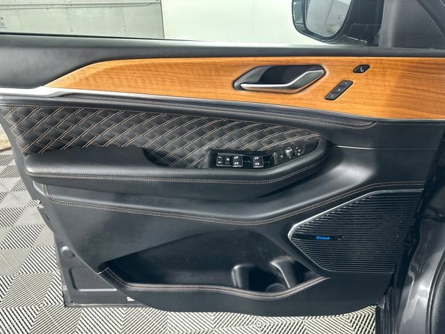 2023 Jeep Grand Cherokee L Summit Reserve