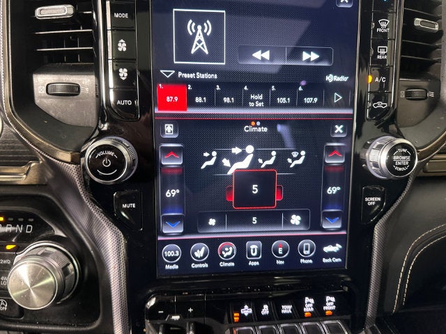 2021 RAM 1500 Limited Crew Cab 4x4 5'7" Box