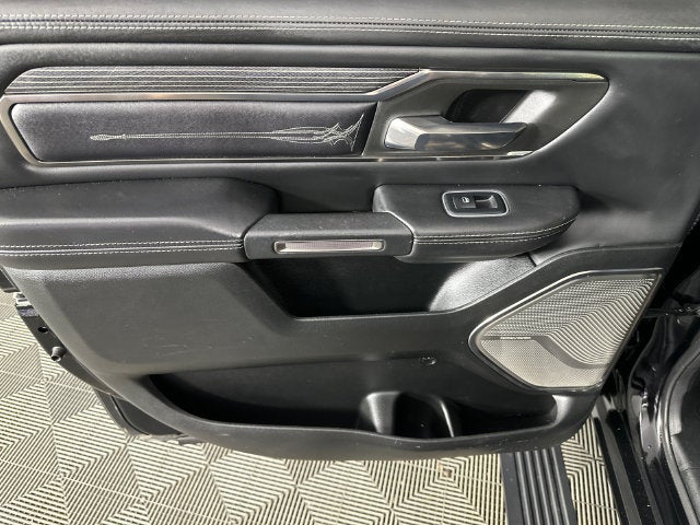 2021 RAM 1500 Limited Crew Cab 4x4 5'7" Box