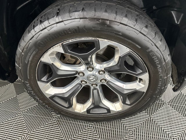 2021 RAM 1500 Limited Crew Cab 4x4 5'7" Box