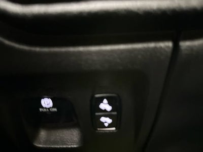 2020 RAM 1500 Laramie Crew Cab 4x4 5'7" Box