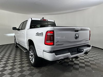 2020 RAM 1500 Laramie Crew Cab 4x4 5'7" Box