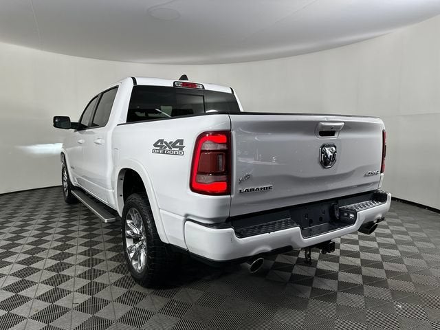 2020 RAM 1500 Laramie Crew Cab 4x4 5'7" Box