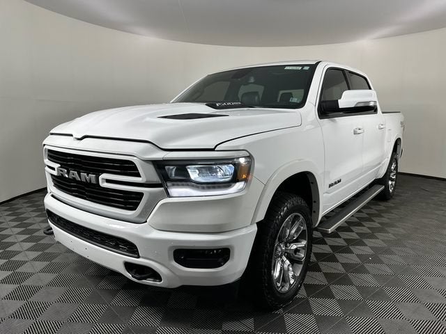 2020 RAM 1500 Laramie Crew Cab 4x4 5'7" Box