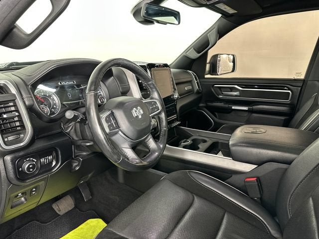 2020 RAM 1500 Laramie Crew Cab 4x4 5'7" Box