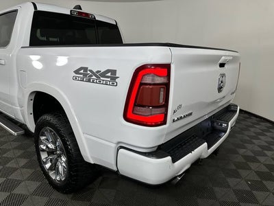 2020 RAM 1500 Laramie Crew Cab 4x4 5'7" Box