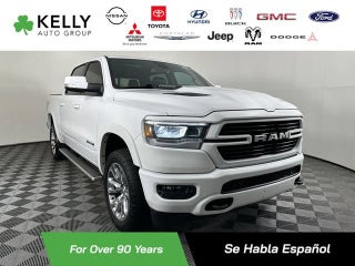 2020 RAM 1500 Laramie Crew Cab 4x4 5'7" Box