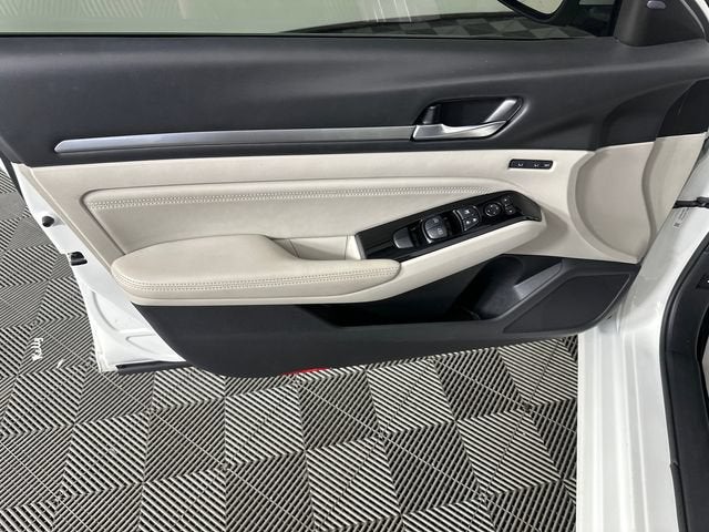 2021 Nissan Altima Platinum Intelligent AWD