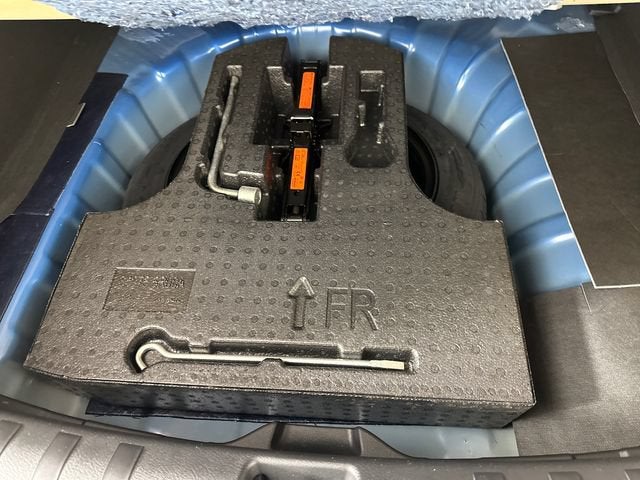 2024 Nissan Kicks SV Xtronic CVT