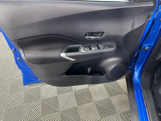 2024 Nissan Kicks SV Xtronic CVT