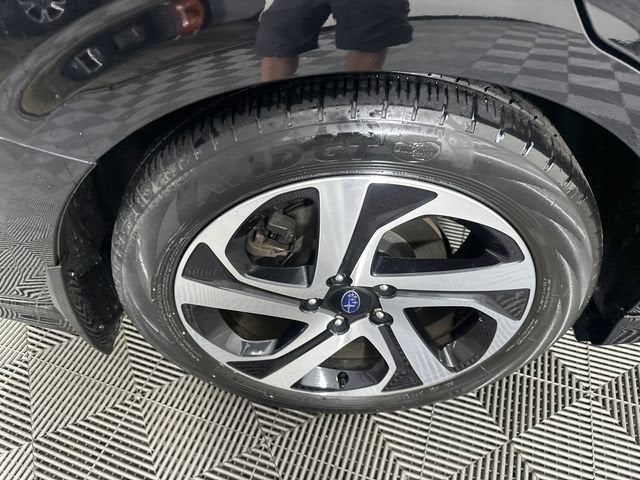 2022 Subaru Legacy Limited XT