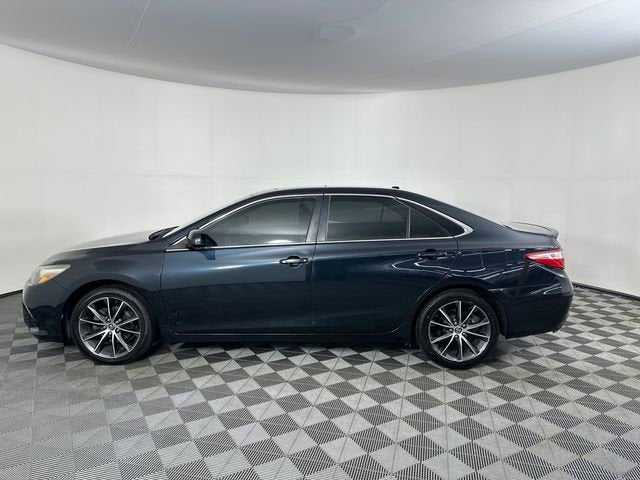 2016 Toyota Camry XLE
