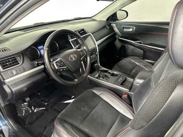 2016 Toyota Camry XLE