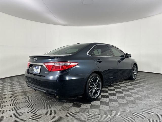 2016 Toyota Camry XLE