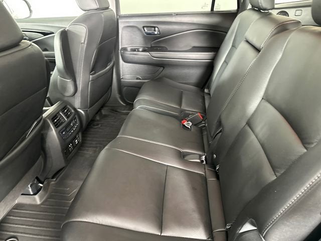 2019 Honda Pilot Touring 8-Passenger