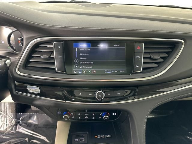 2023 Buick Enclave Premium