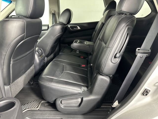 2015 Nissan Pathfinder SL