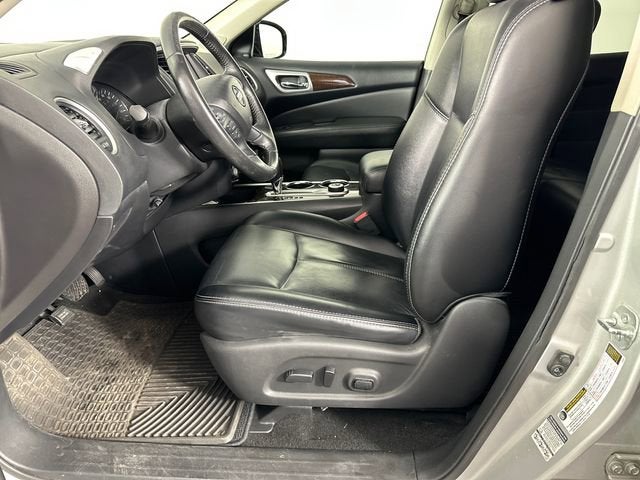 2015 Nissan Pathfinder SL