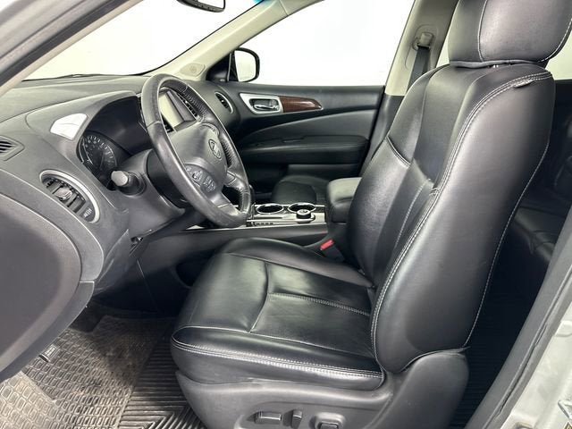 2015 Nissan Pathfinder SL