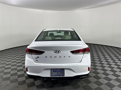 2018 Hyundai SONATA SE